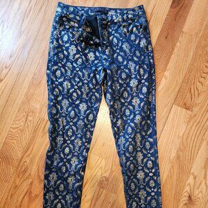 Tinsel jeans with gold accent print allover size 27